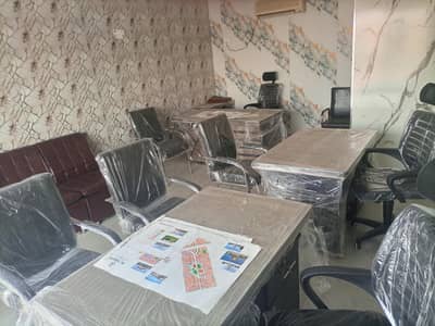 3 exctv tables, 3 exctv tables, 3 sofas, 4 visitor chairs