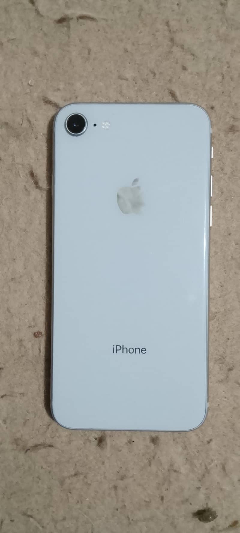 Apple iPhone 8 1