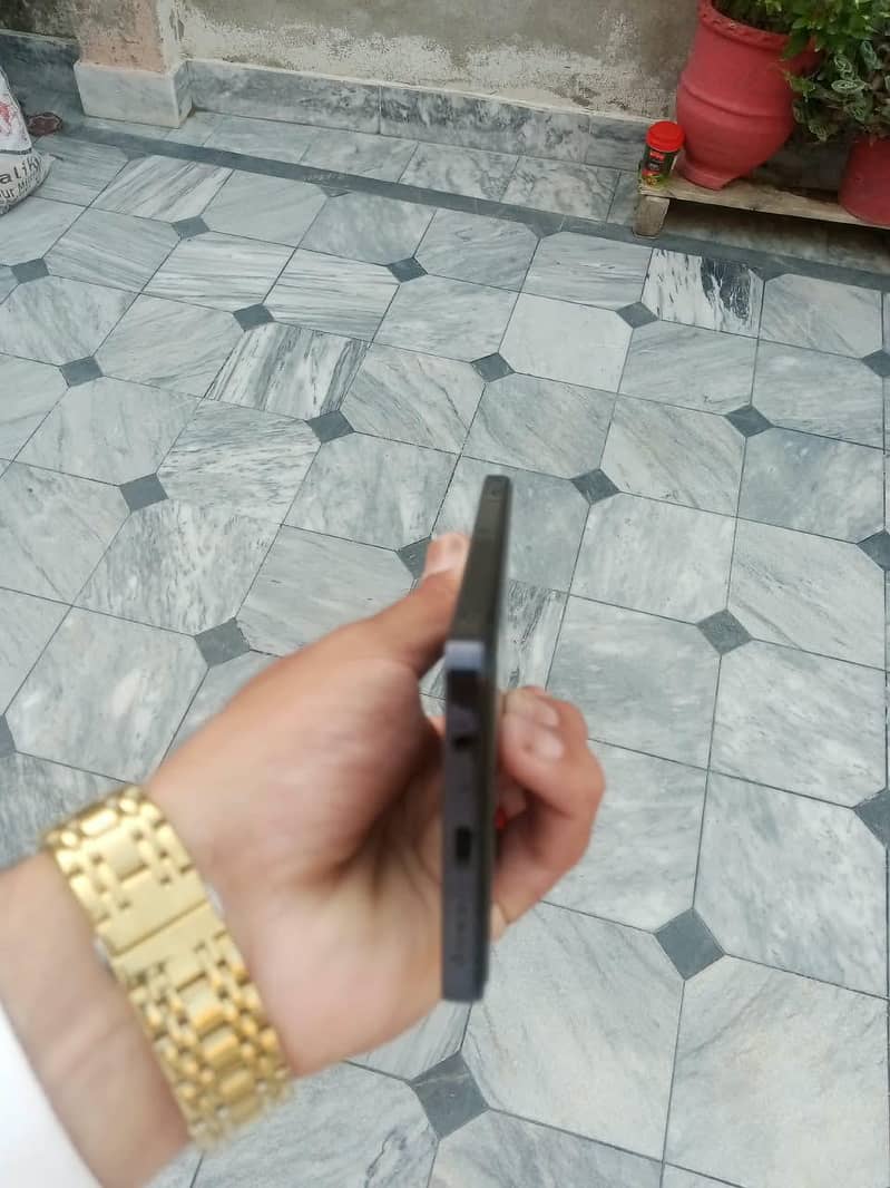 Infinix Note 30 4