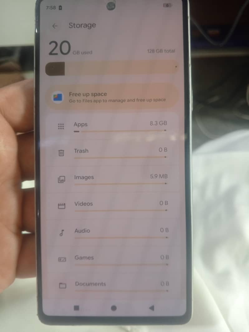 Google Pixel 7 4