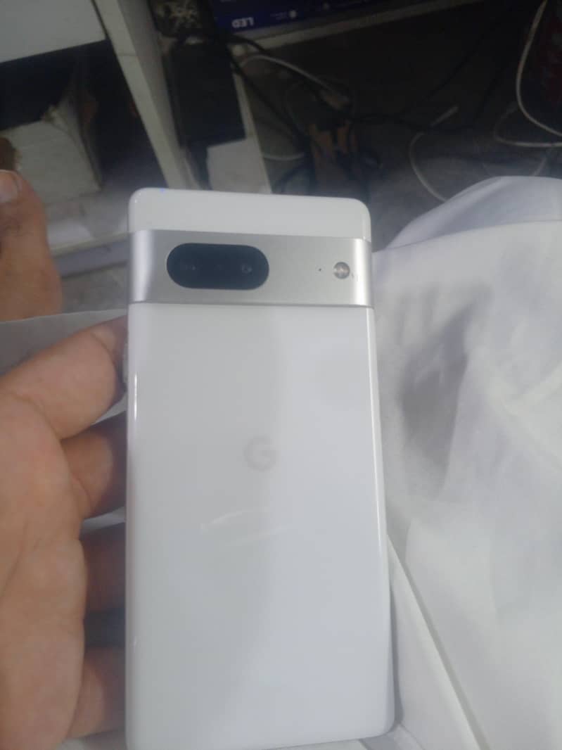 Google Pixel 7 12