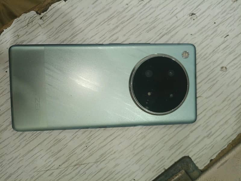Infinix Zero 40 1