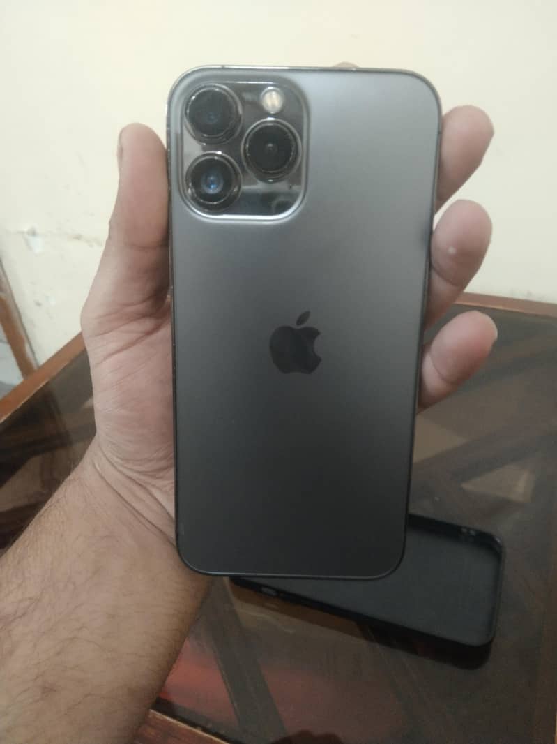 iphone 13 pro max 1