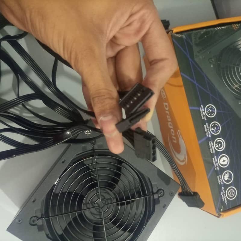 Dragon E Draco 600w PSU 6