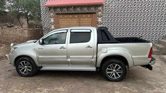 Toyota Hilux 2011