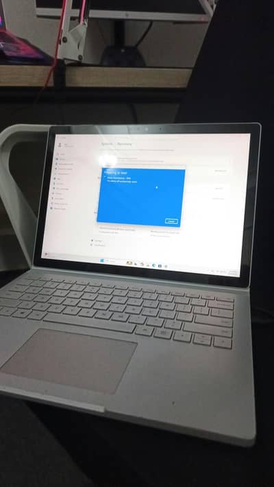 Microsoft surface book 2