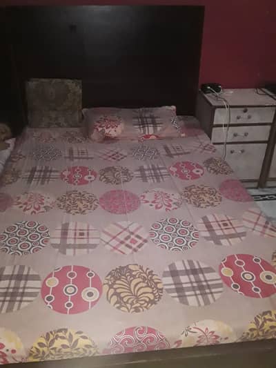 2 wood  single bed full size 4*6