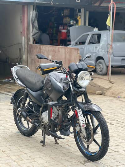 Yamaha YBR125