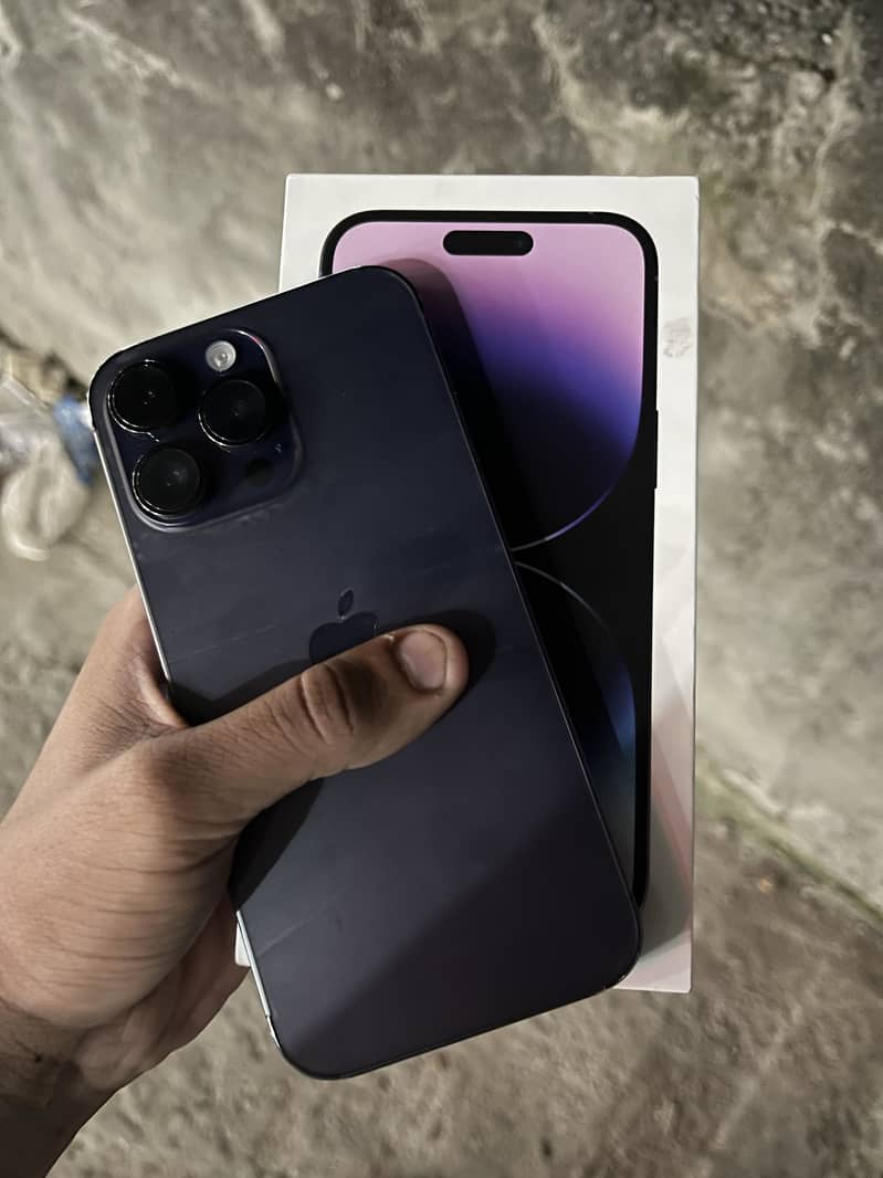 Apple iPhone 14 Pro Max 1