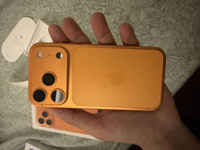 Apple iPhone 17 Pro 6