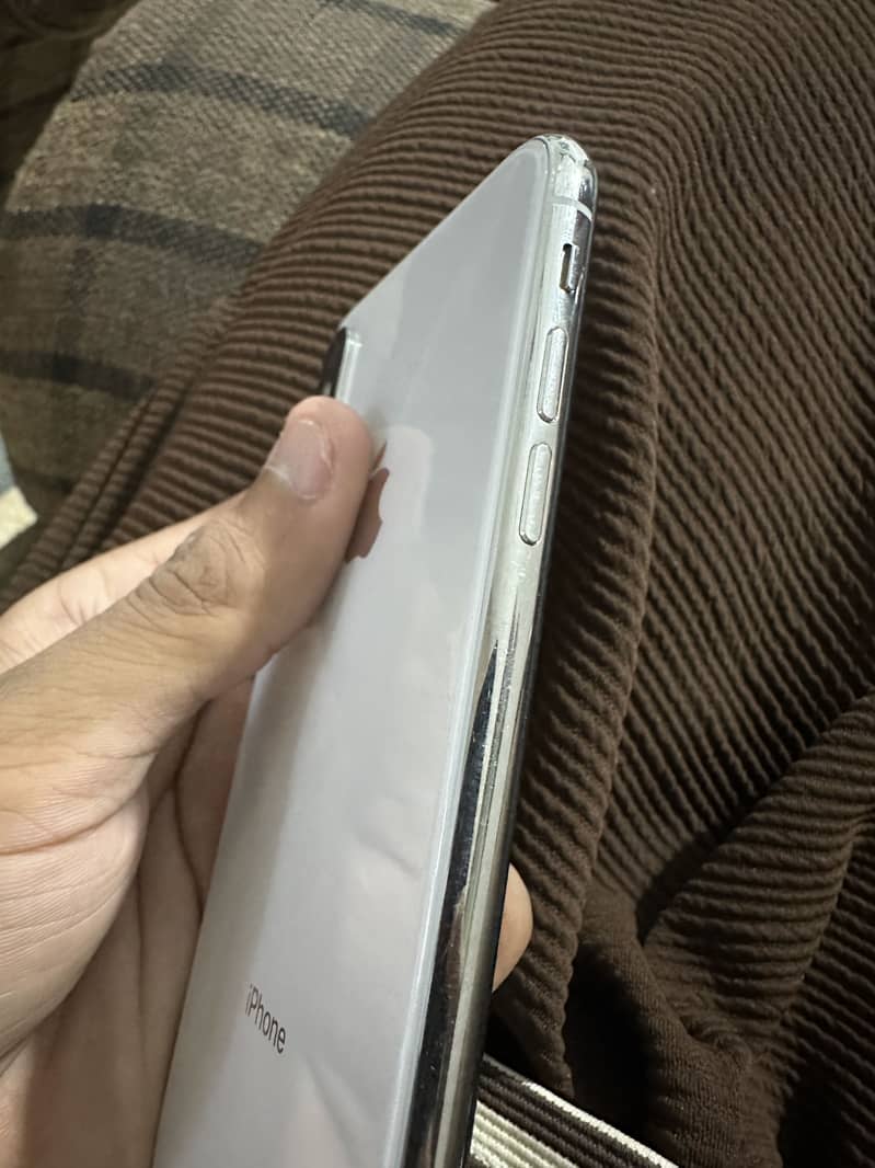 Apple iPhone X 1
