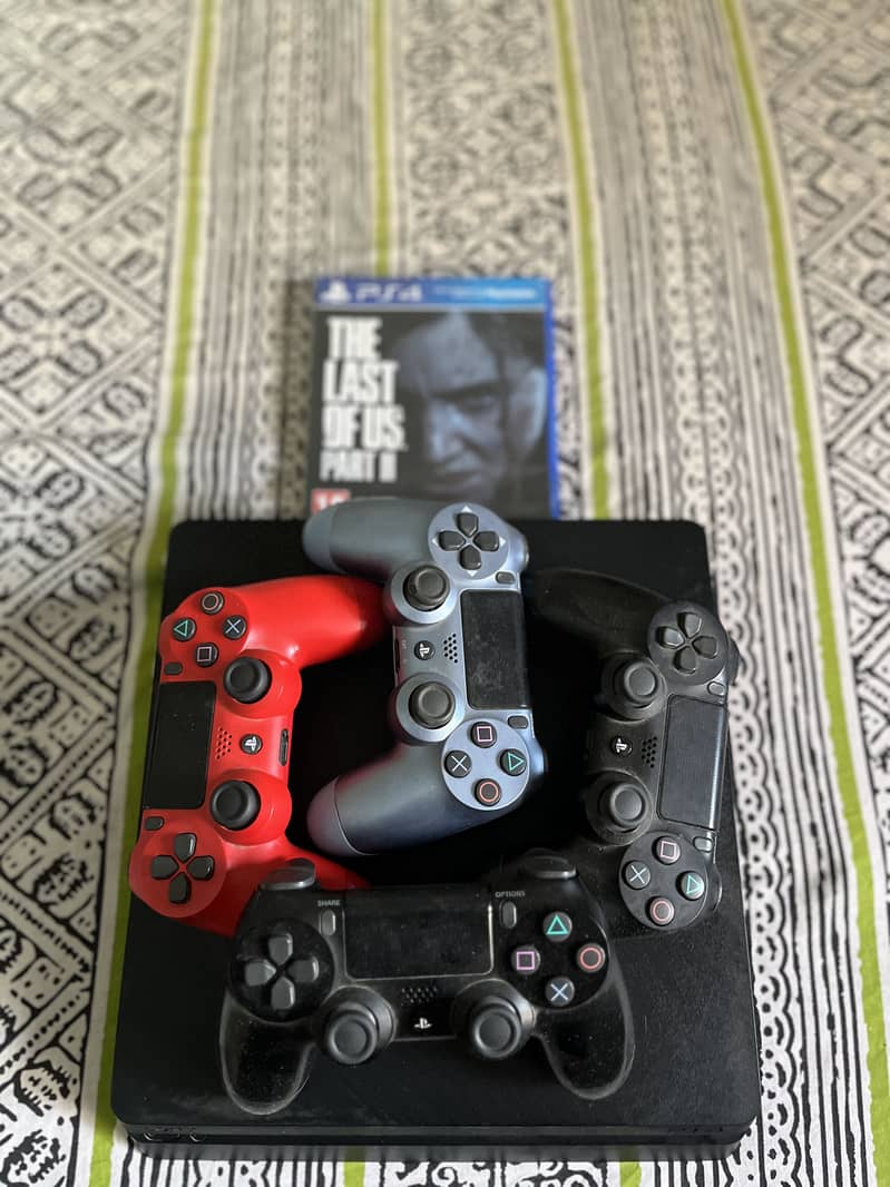 PS4 slim 1tb 0