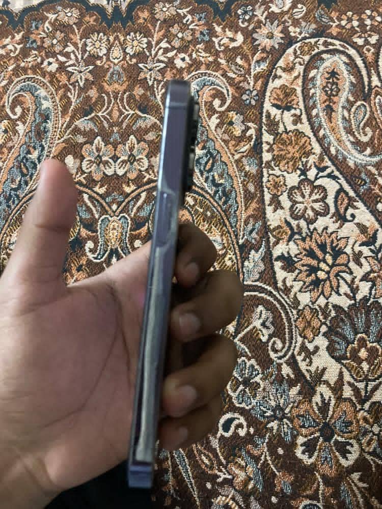Apple iPhone 14 Pro 3
