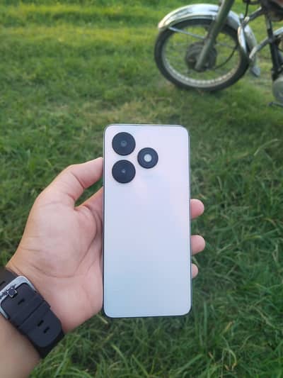Tecno Spark 20c 4/128 read full discription