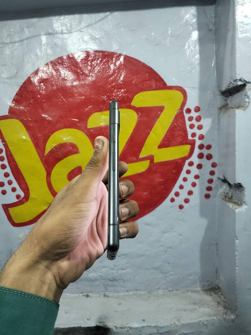Google Pixel 7a 1