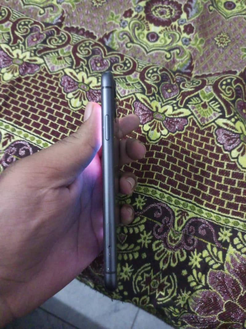 Apple iPhone 11 2