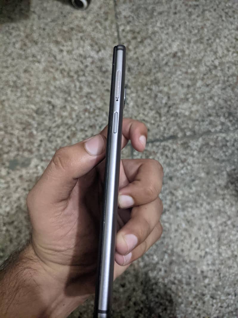 One Plus 3T 4
