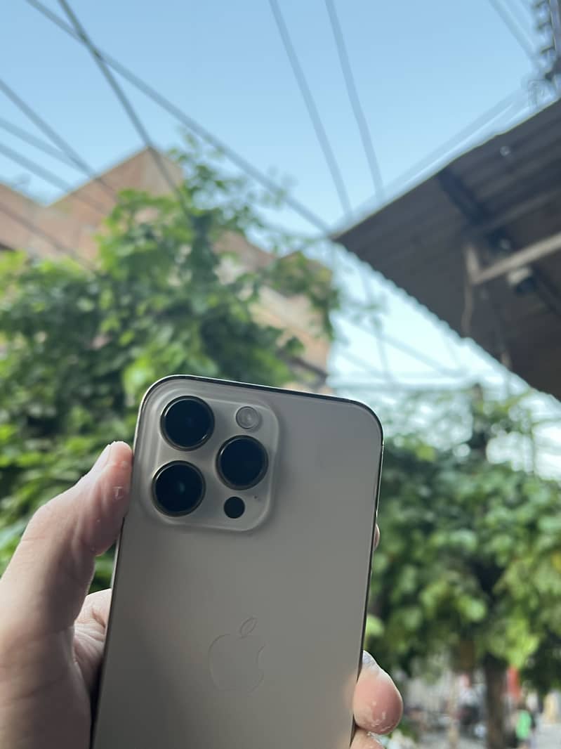 Apple iPhone 14 Pro Max 2