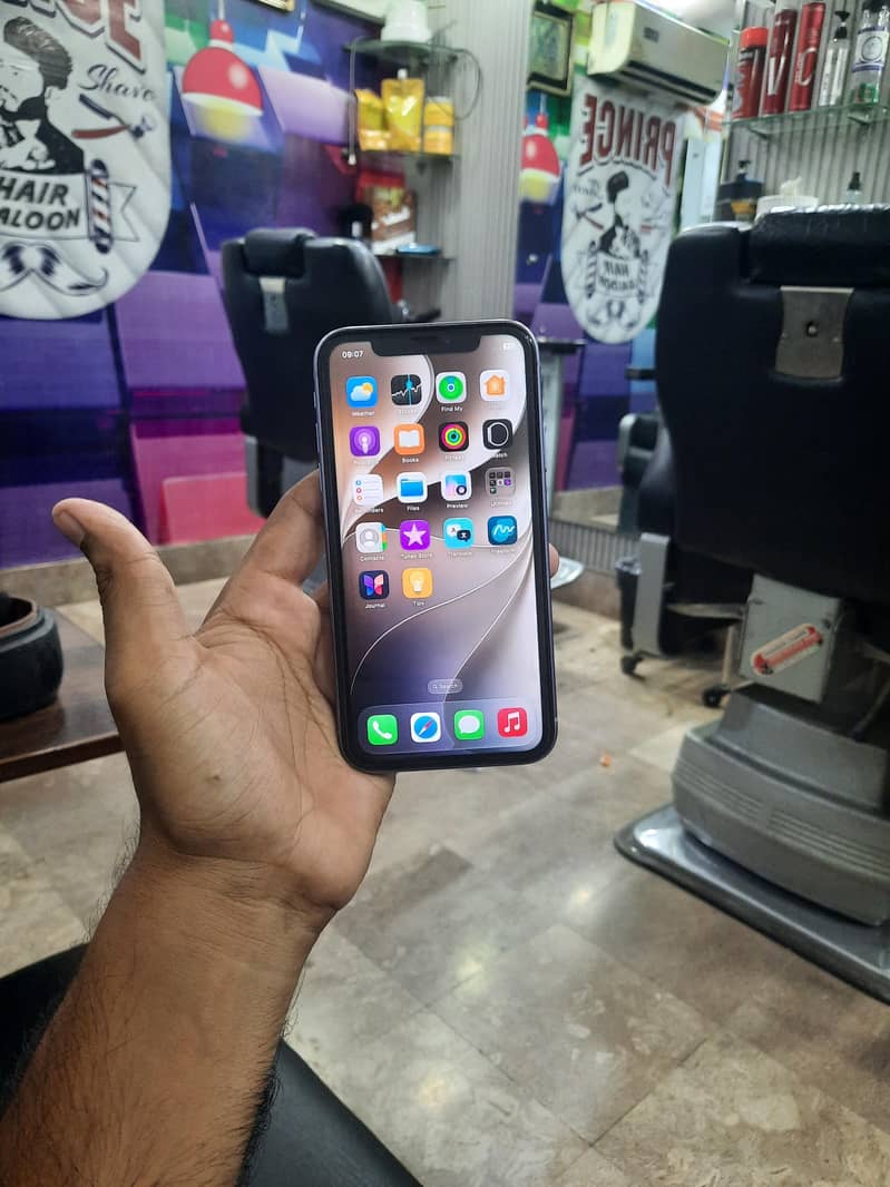 Apple iPhone 11 1