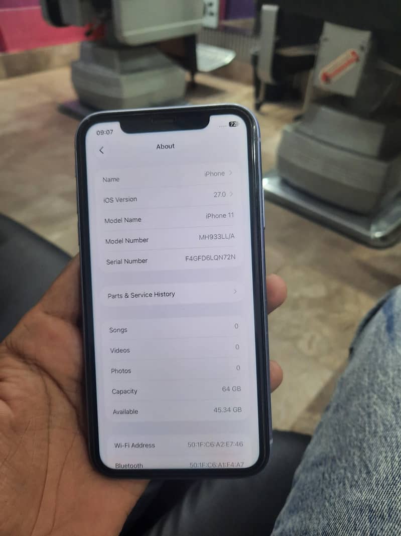 Apple iPhone 11 3