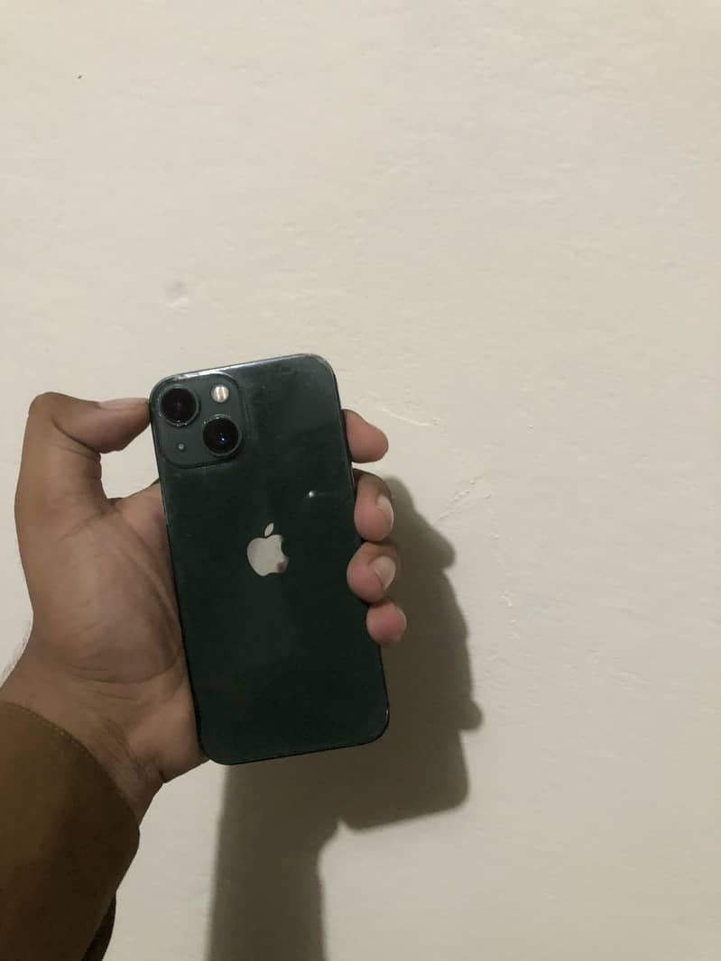Apple iPhone 13 mini 0
