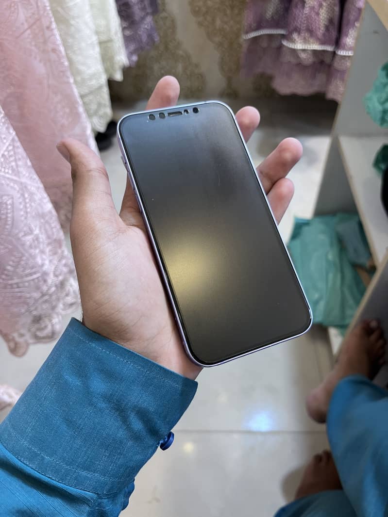 Apple iPhone 12 2