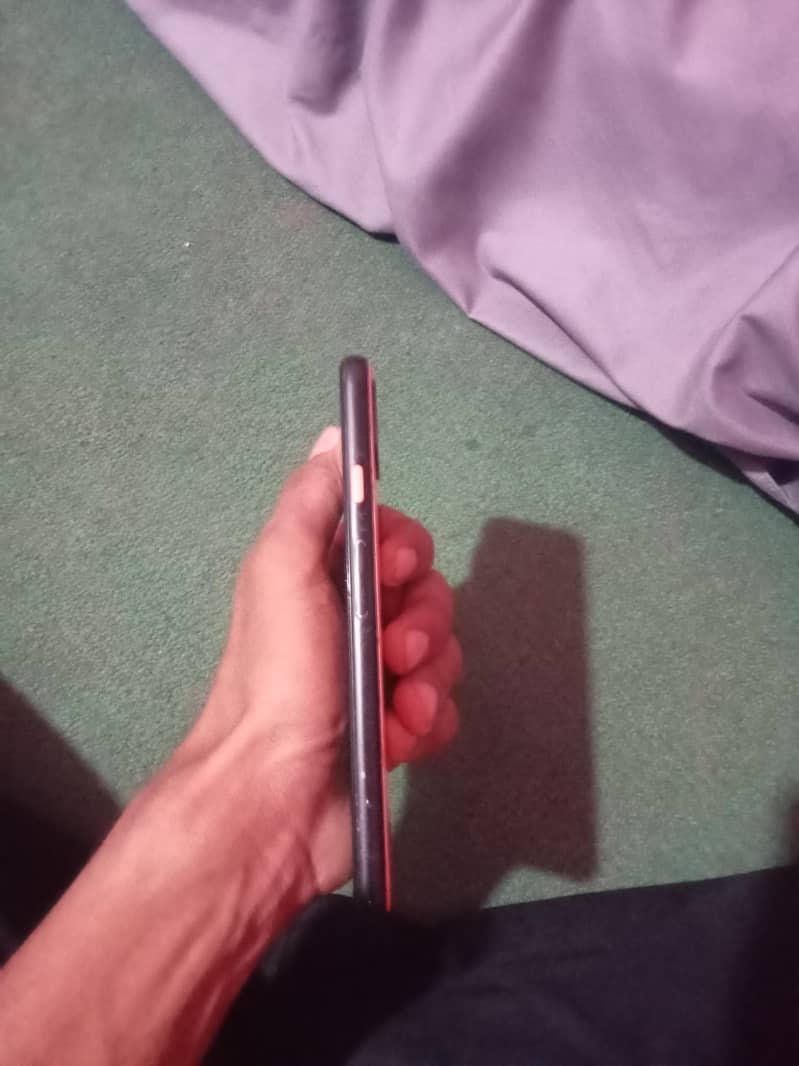 Google Pixel 4 3