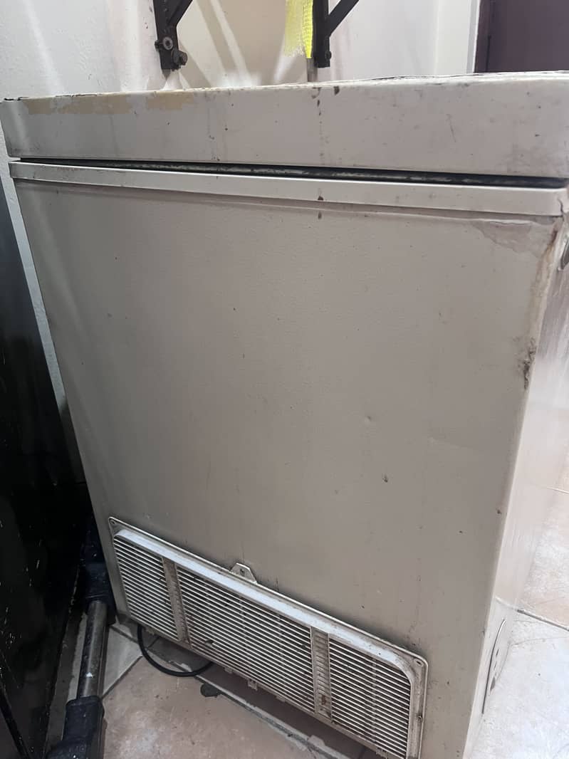Waves two 2 double door freezer 2