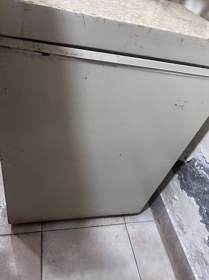 Waves two 2 double door freezer 3