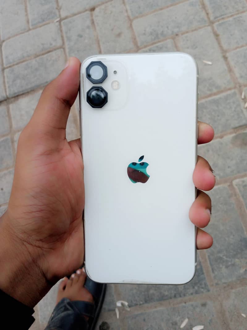 Apple iPhone 11 2