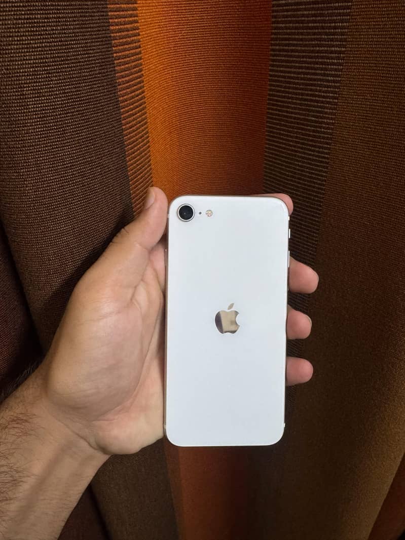 iPhone SE 2 0