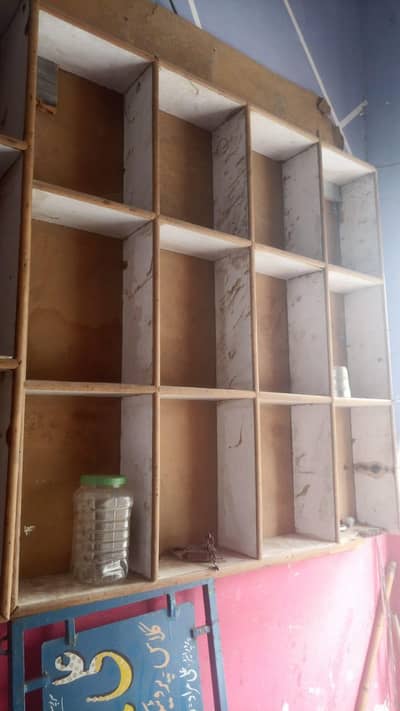 Almari for sale urgent sele 03038749149