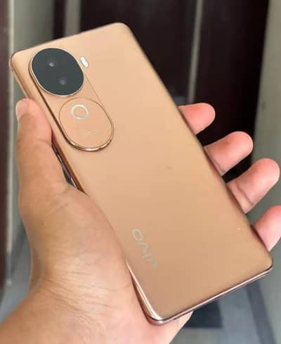 Vivo V40e 5G Only Mobile