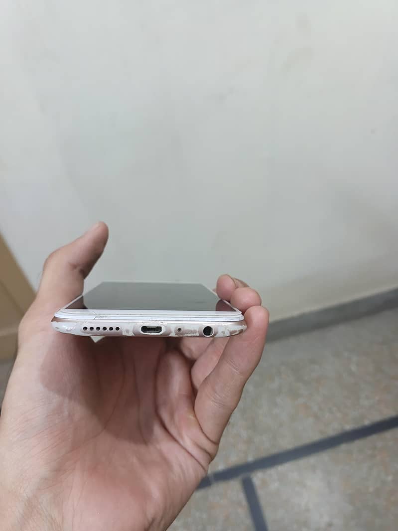 OPPO A83 6