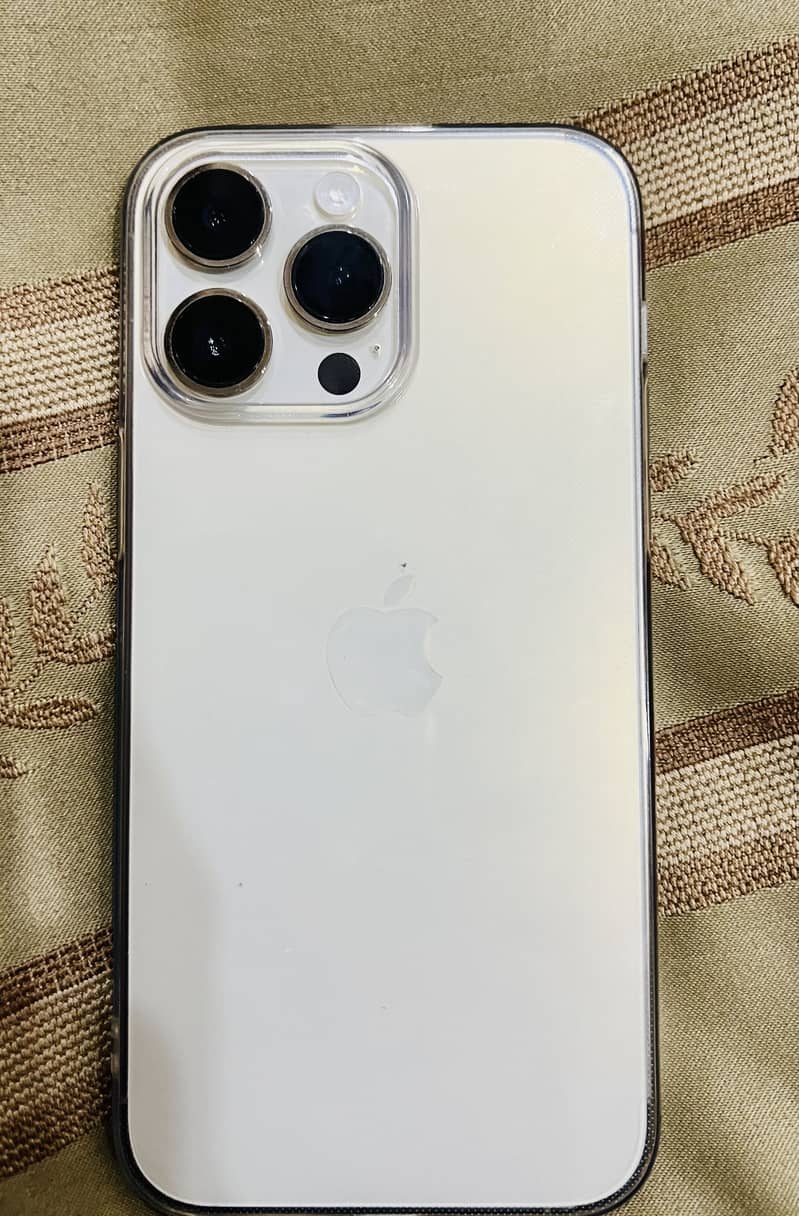 Apple iPhone 14 Pro Max 0