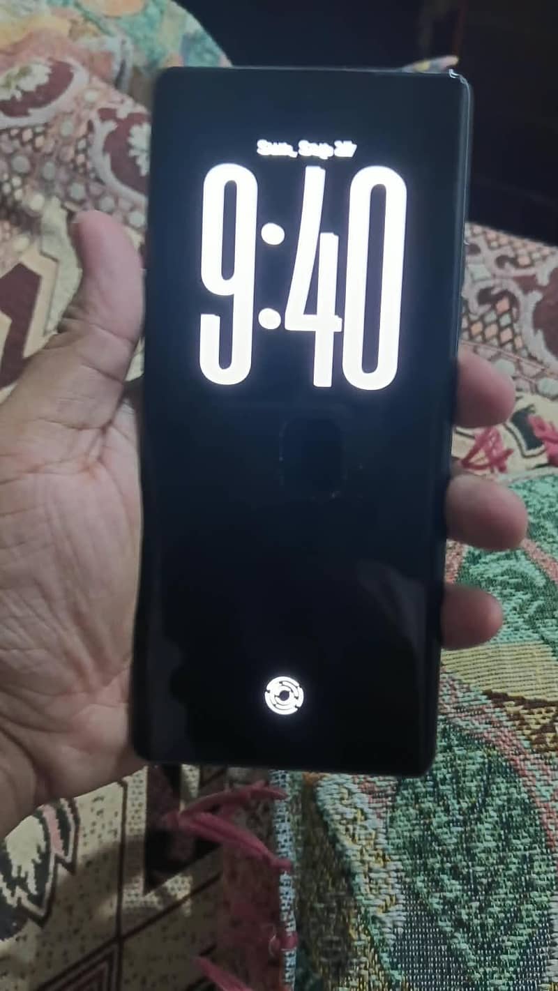 Tecno CAMON 40 Pro 1