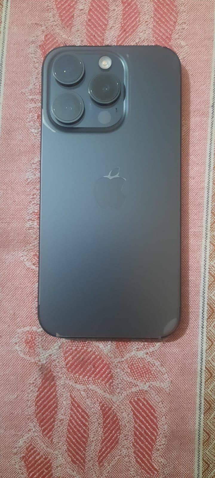 Apple iPhone 15 Pro 1