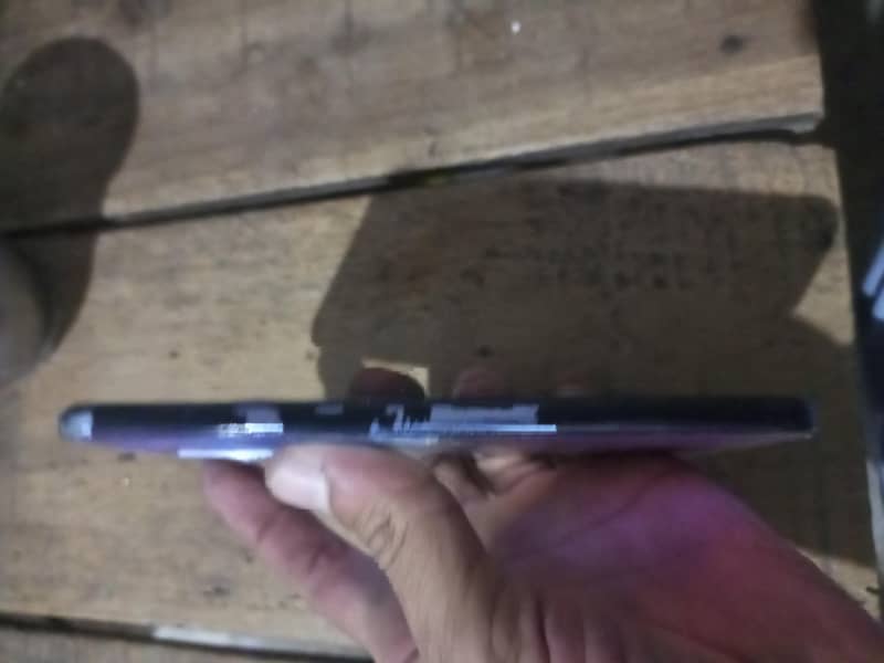 Vivo V21 6