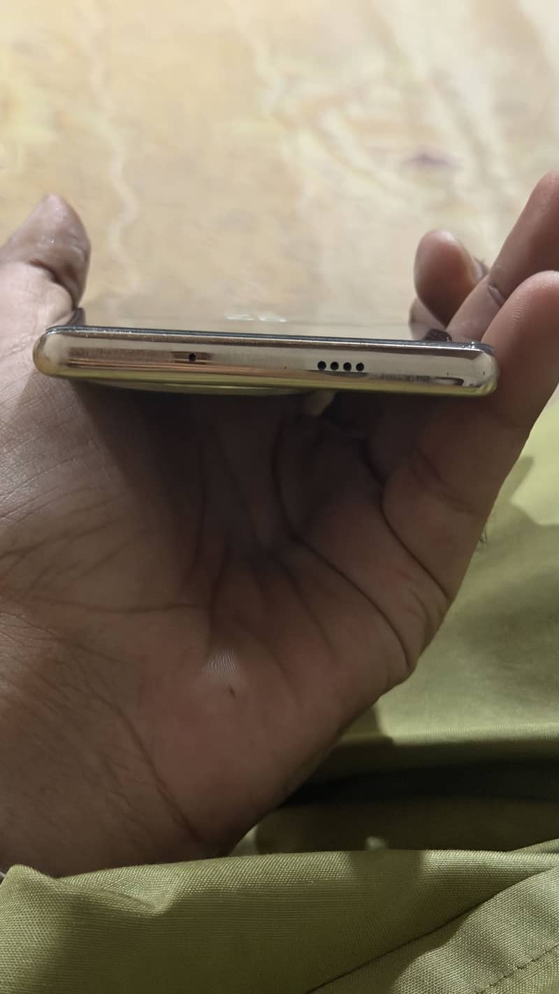 Tecno Spark 20 Pro Plus 3