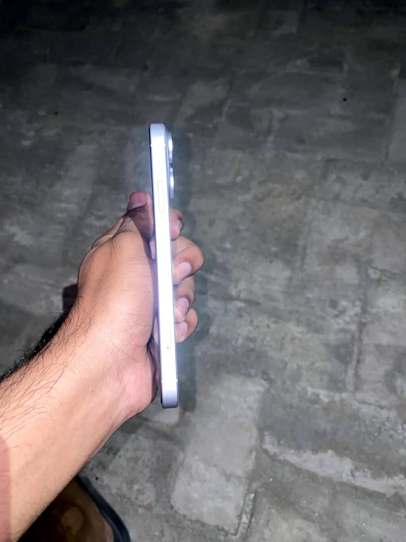 Apple iPhone XR 4