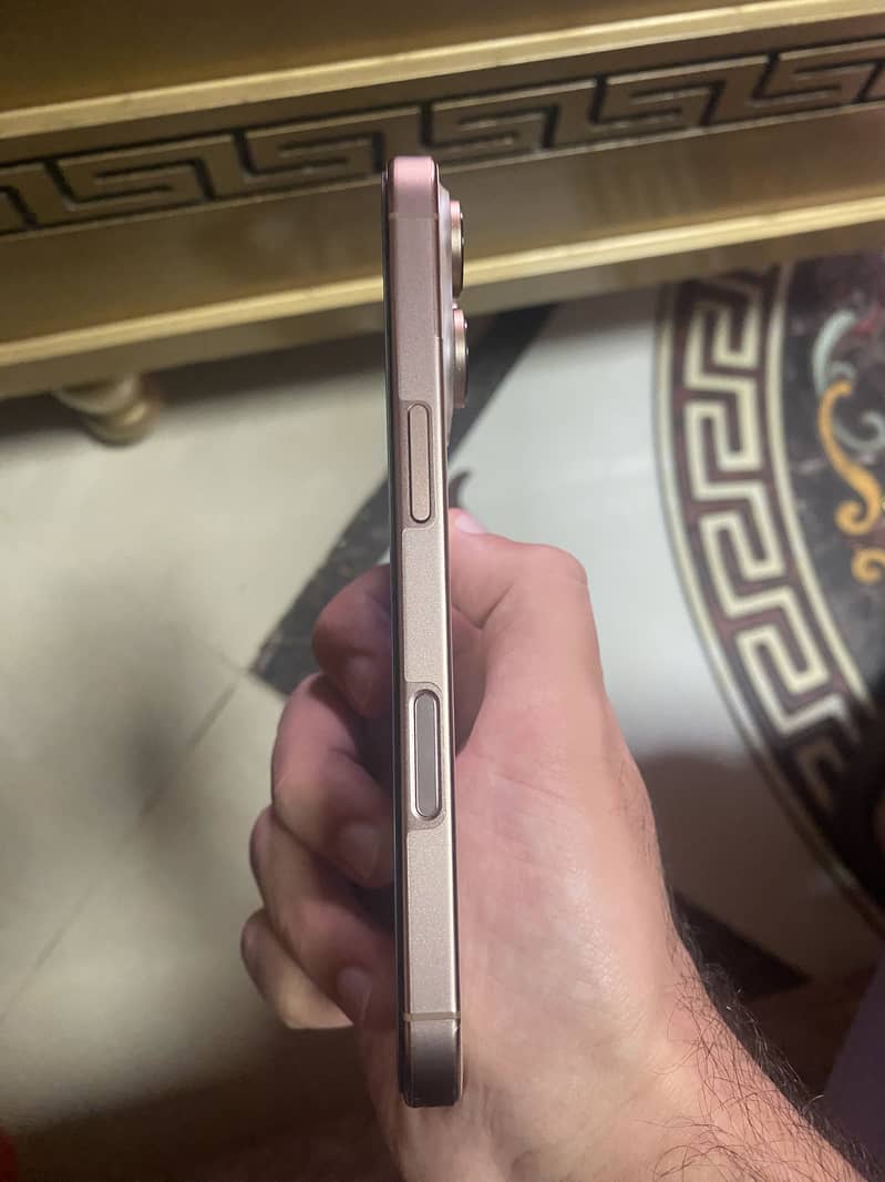 16 pro 2