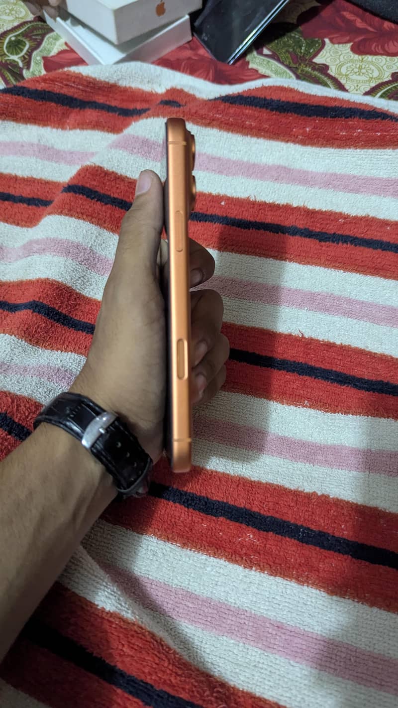 Apple iPhone 17 Pro Max 3