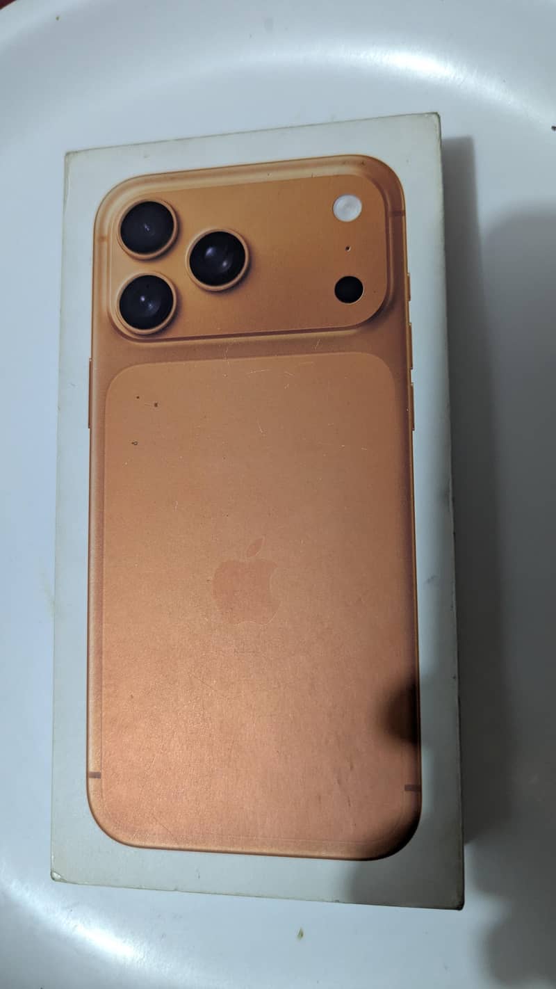 Apple iPhone 17 Pro Max 5