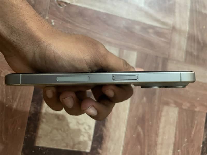 iPhone 15 Pro 1