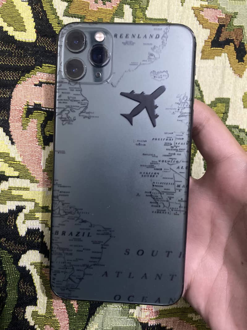 Apple iPhone 11 Pro Max 0