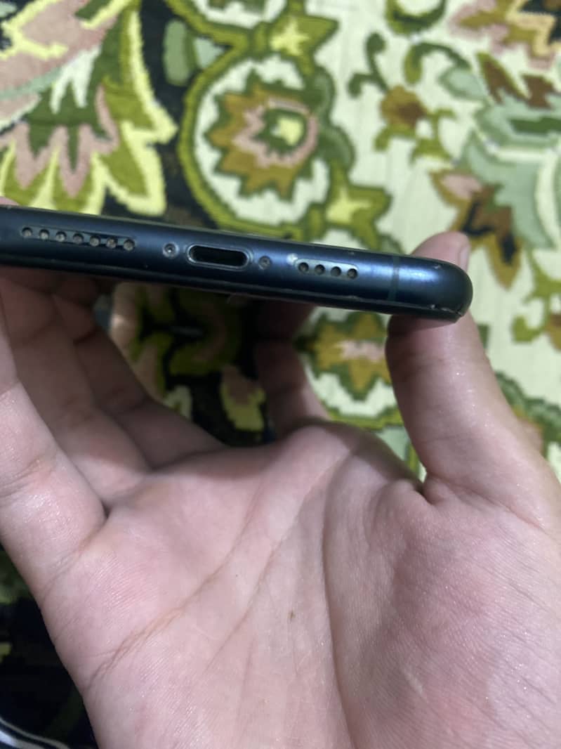 Apple iPhone 11 Pro Max 1