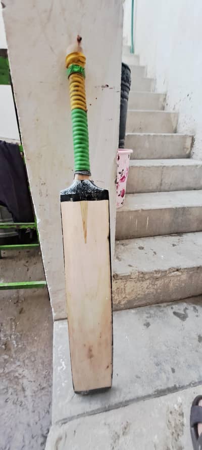 thunder bat for sell with no design