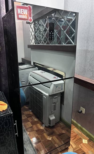 PEL Digitron Ultra Inverter Curved Glassdoor Refrigerator