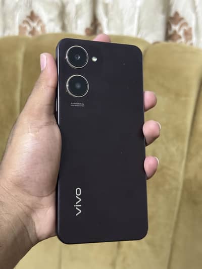 Vivo Y18 10/10 condition with box and orignal charger