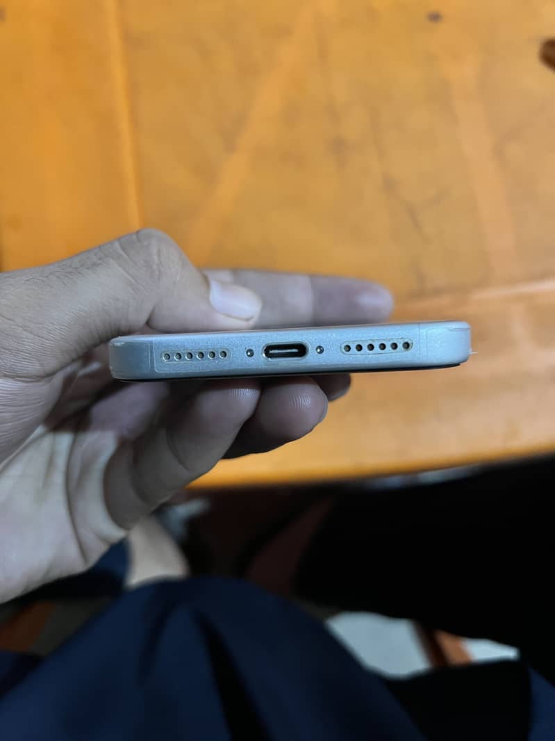 Apple iPhone 17 Pro Max 1
